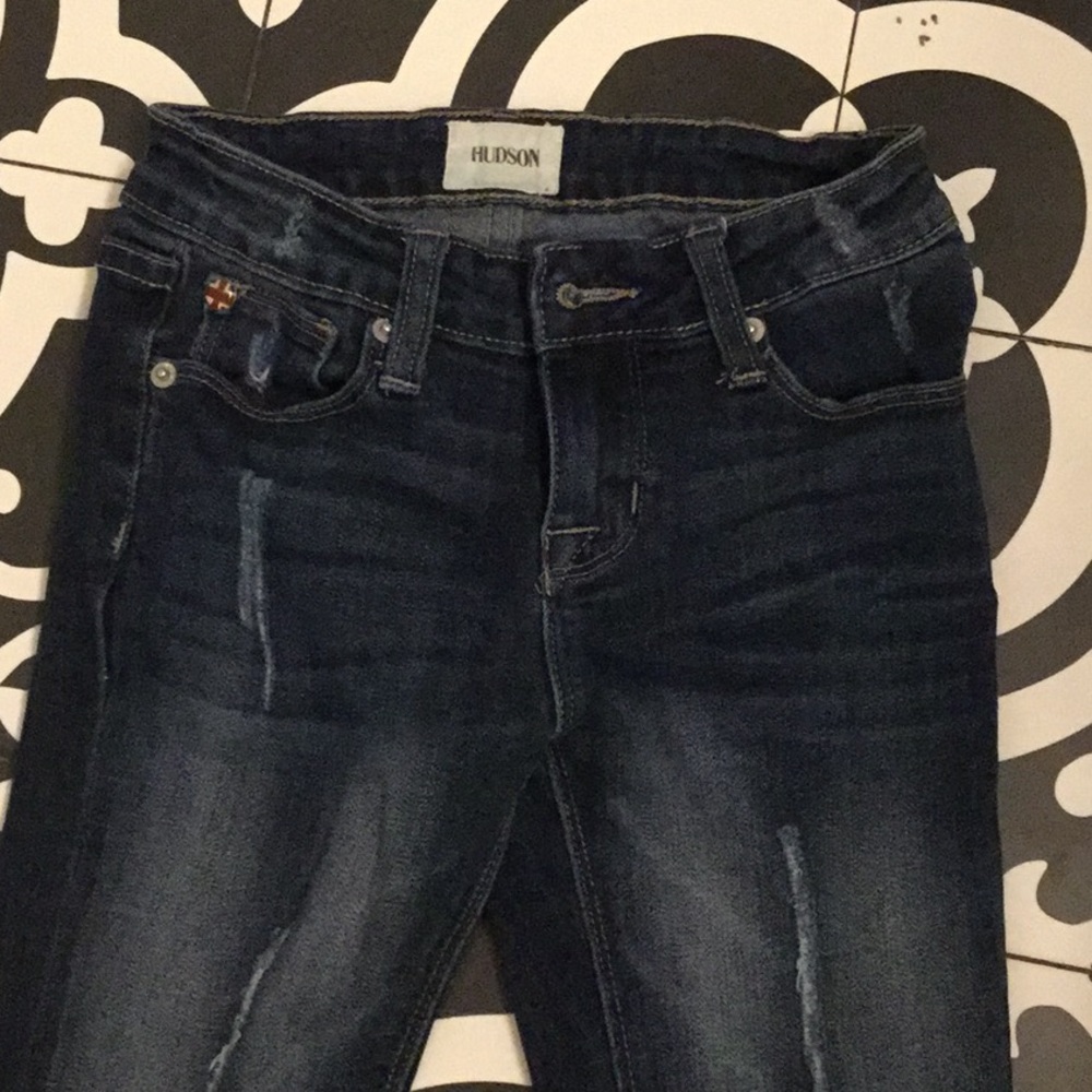 skinny jeans!dark blue jean color
